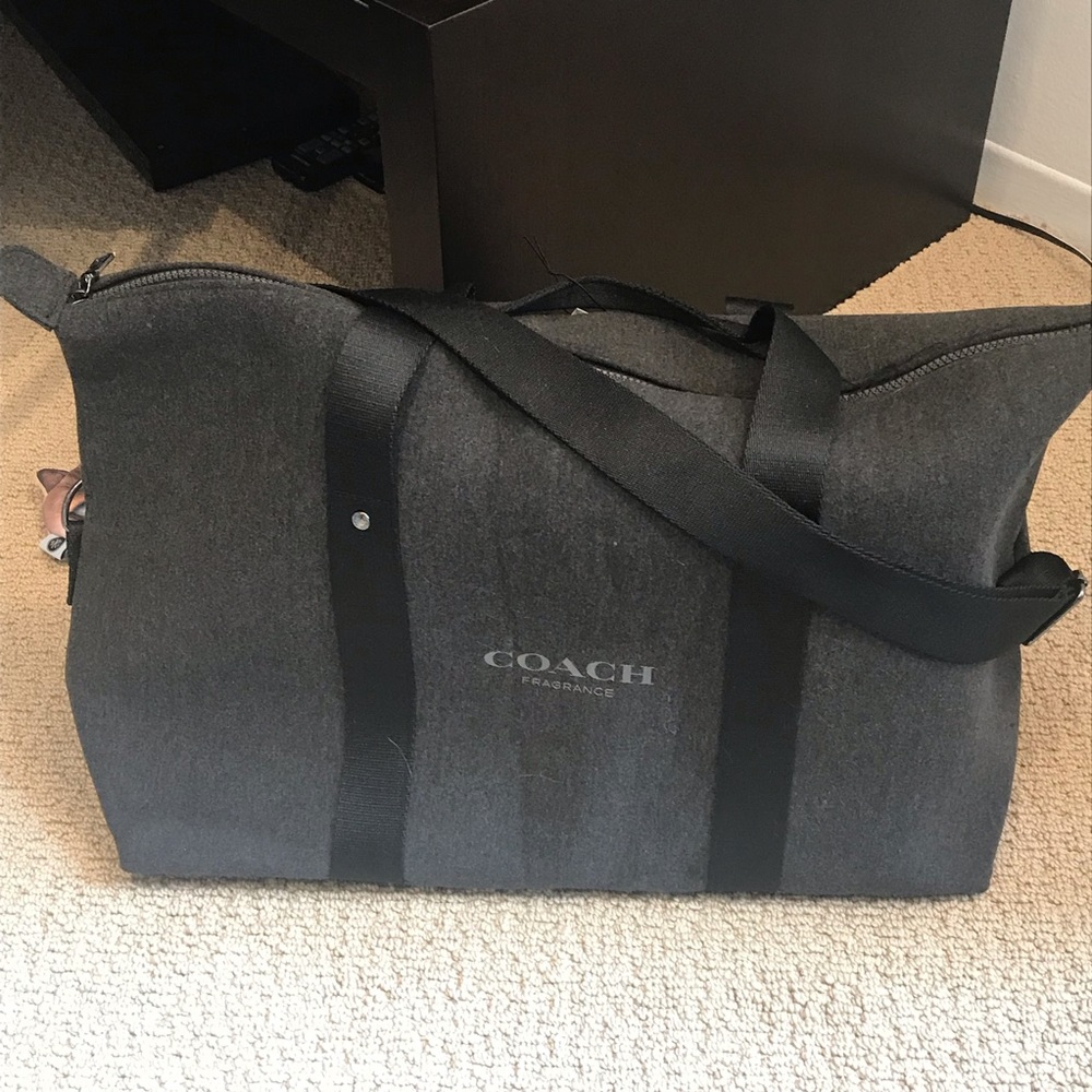 🆕 Coach Luxury Duffle Bag - Picture 2 of 5